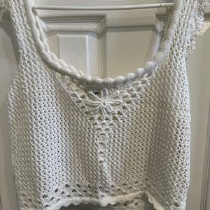 Crochet white cropped top